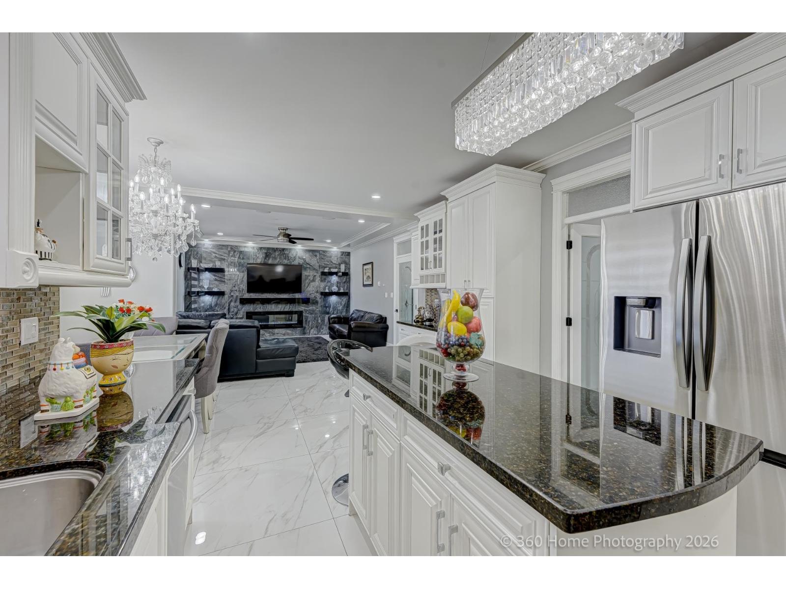 6629 127a Street, Surrey, British Columbia  V3W 1M7 - Photo 4 - R3134621