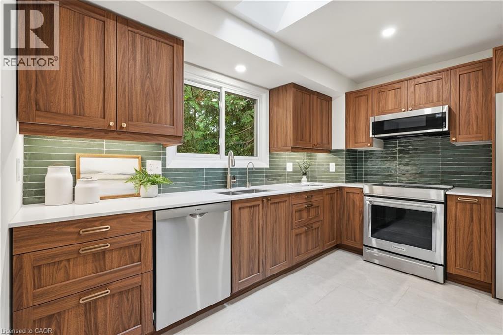 67 Longwood Drive, Waterloo, Ontario N2L 4B6 - Photo 10 - 40839188