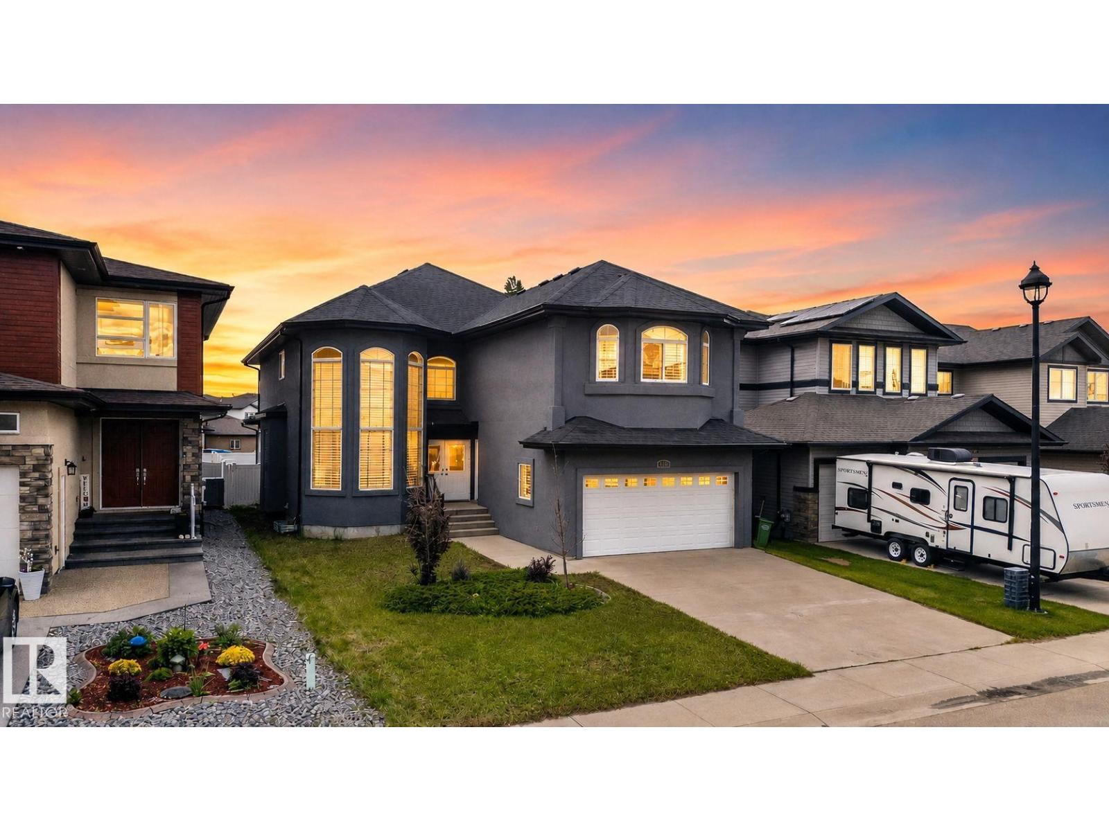 647 FRASER VISTA VS NW, Edmonton, Alberta