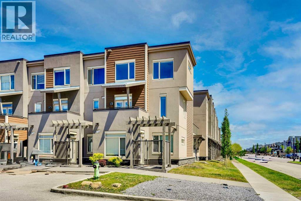 201, 10 Westpark Link SW, Calgary, Alberta