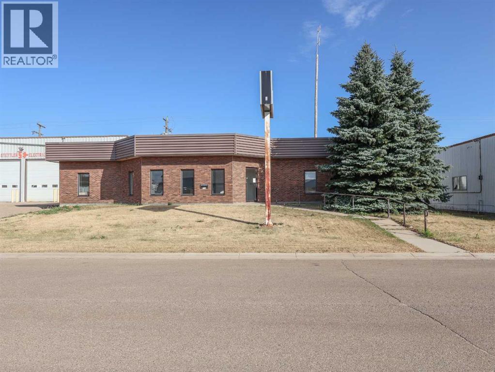 5003 47 Street, Stettler, Alberta  T4K 1A7 - Photo 1 - A2263653
