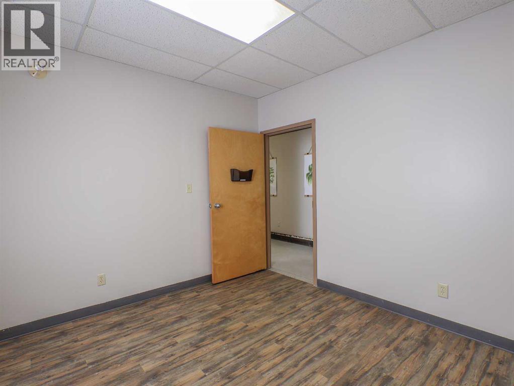 5003 47 Street, Stettler, Alberta  T4K 1A7 - Photo 23 - A2263653
