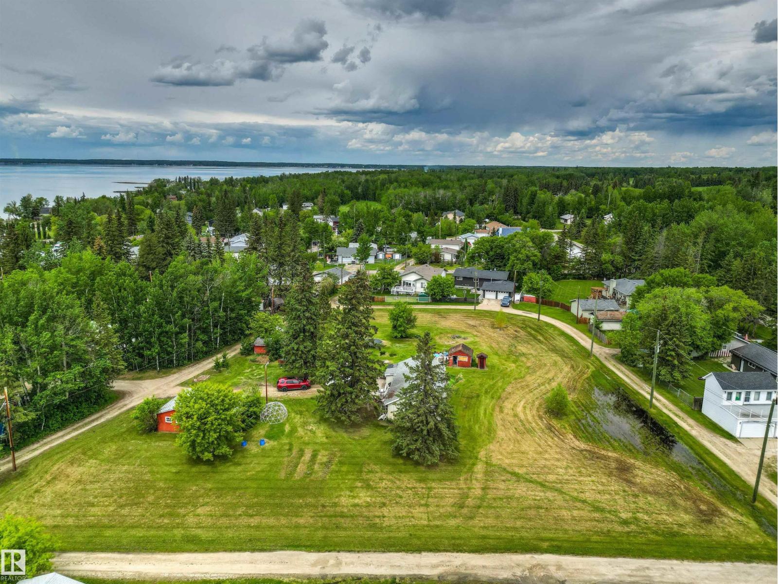 4520 45 St, Rural Lac Ste. Anne County, Alberta T0E 0E0 - Photo 33 - E4493476
