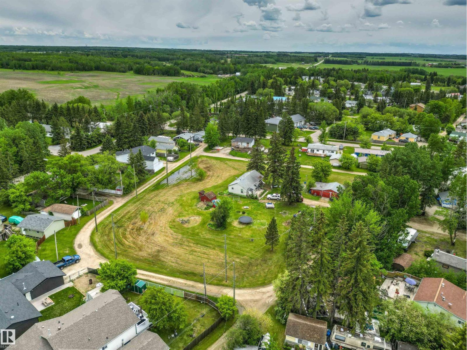 4520 45 St, Rural Lac Ste. Anne County, Alberta T0E 0E0 - Photo 37 - E4493476