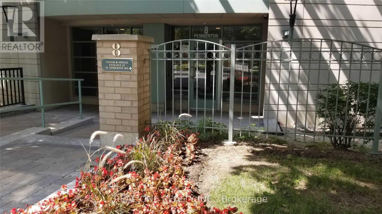 Uph06 - 8 Pemberton Avenue, Toronto, Ontario  M2M 4K8 - Photo 5 - C13439750