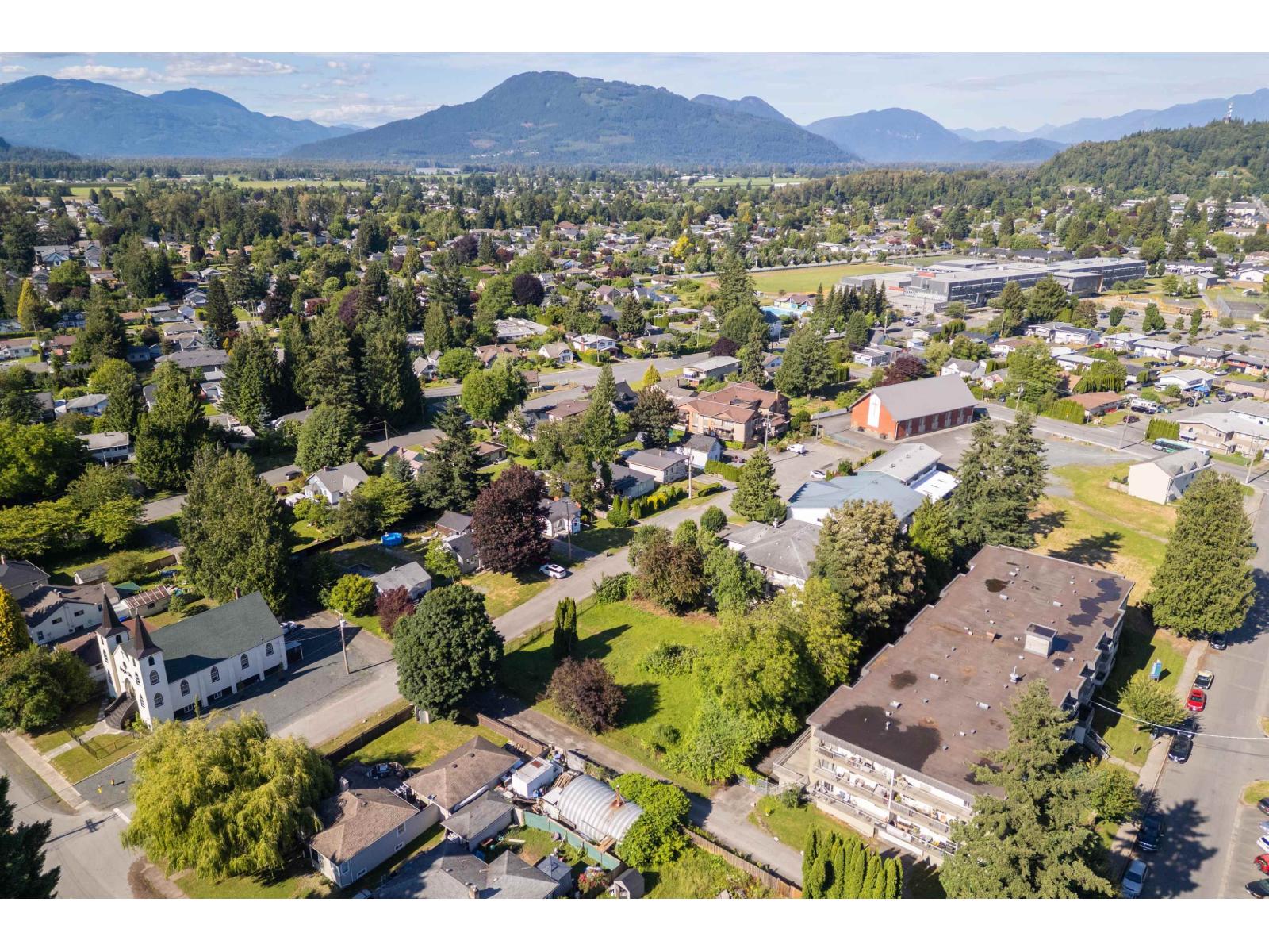 46130 Cleveland Avenue, Chilliwack Proper East, Chilliwack, British Columbia  V2P 2X4 - Photo 11 - R3134757