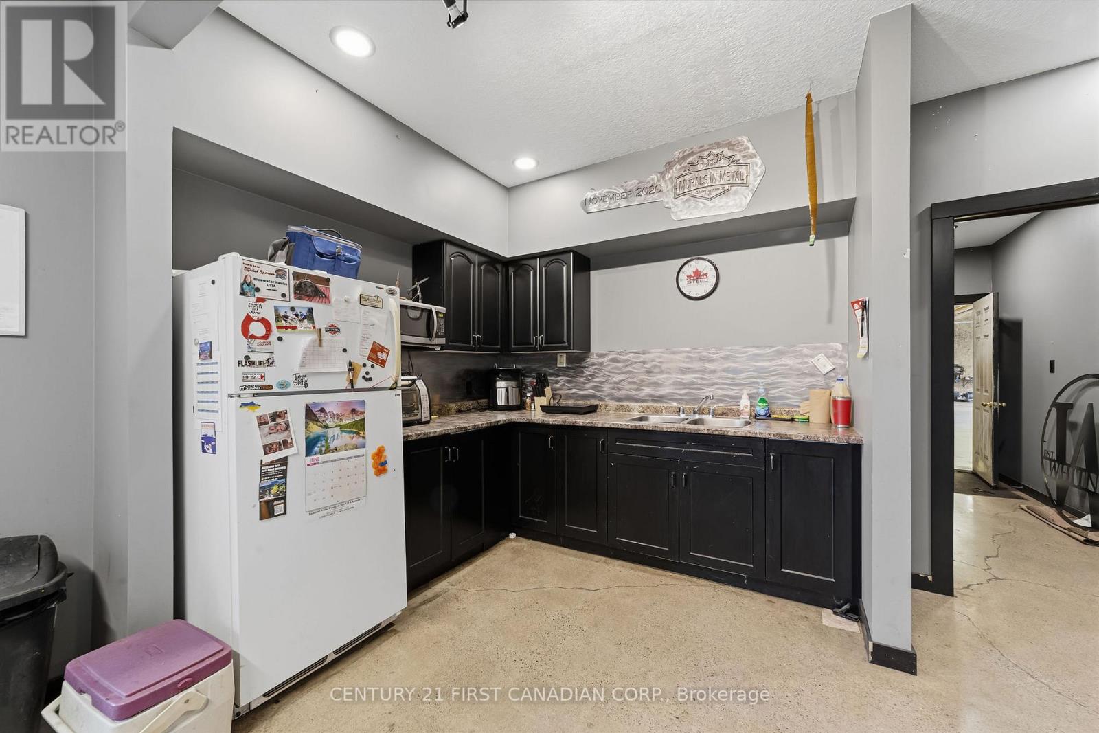 5611 Mcgillivray Drive, Lucan Biddulph, Ontario  N0M 2J0 - Photo 25 - X13439954