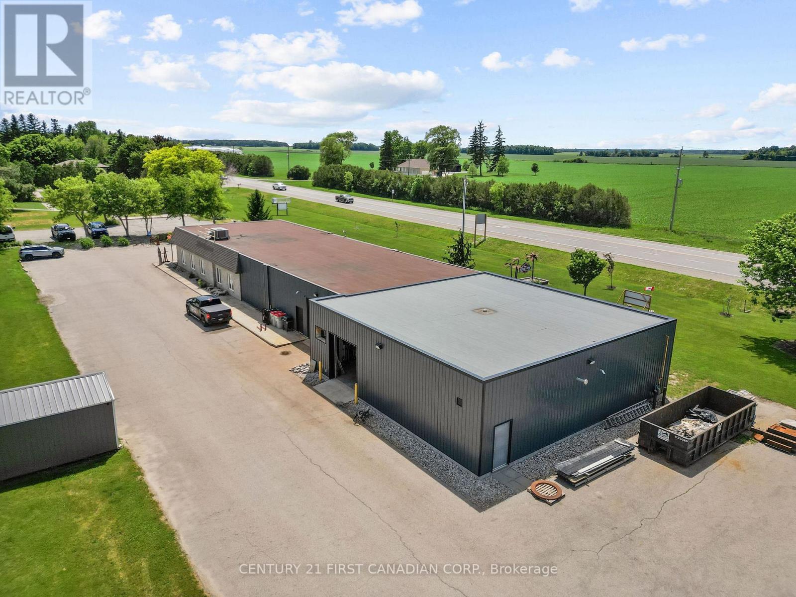 5611 Mcgillivray Drive, Lucan Biddulph, Ontario  N0M 2J0 - Photo 6 - X13439954