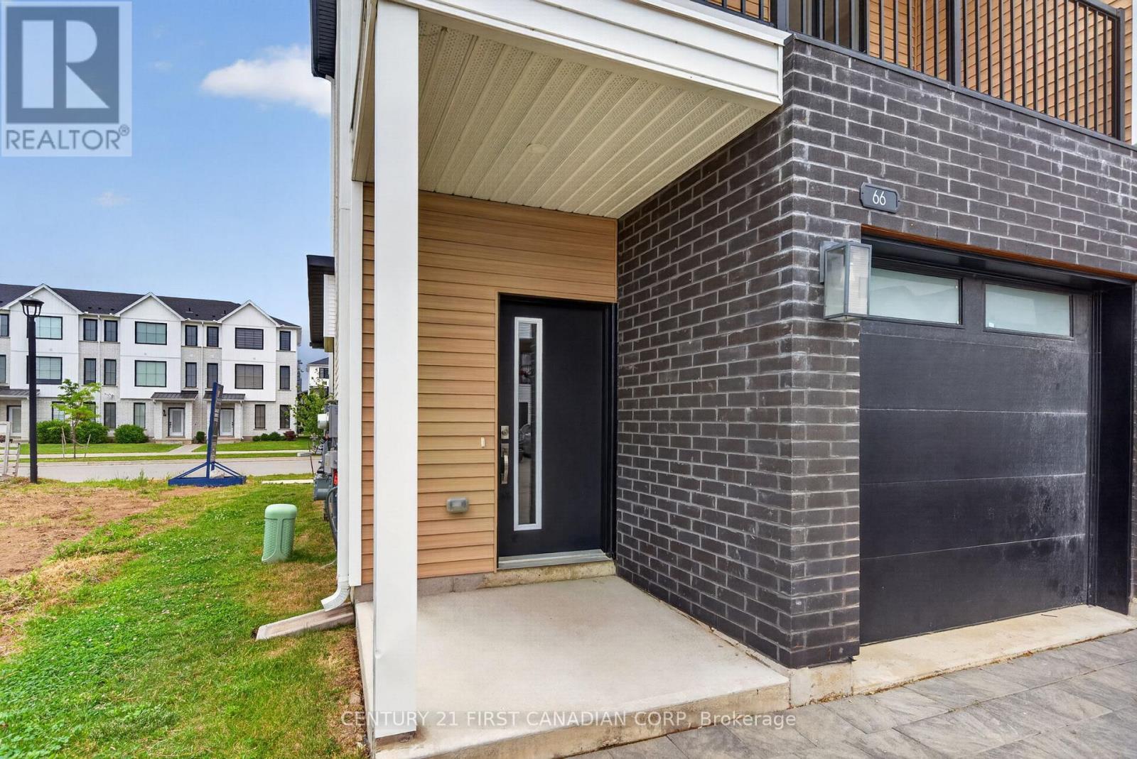 66 - 1595 Capri Crescent, London North, Ontario  N6G 3Y6 - Photo 2 - X13439958