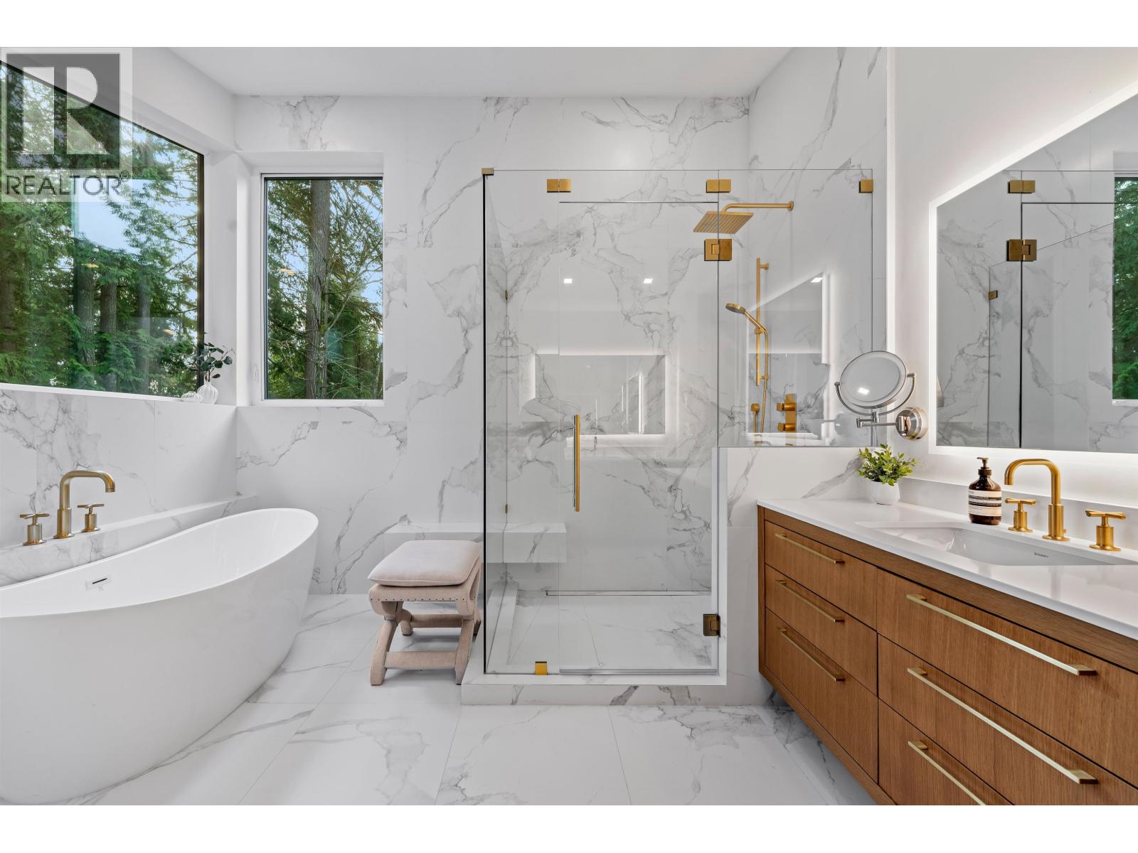 4528 Skyline Drive, North Vancouver, British Columbia  V7R 3H1 - Photo 21 - R3089495
