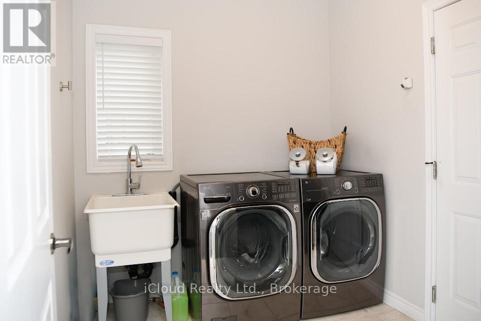 264 Blair Creek Drive, Kitchener, Ontario  N2P 0G3 - Photo 11 - X13439756