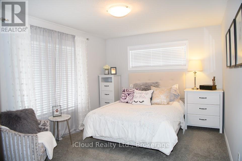 264 Blair Creek Drive, Kitchener, Ontario  N2P 0G3 - Photo 19 - X13439756