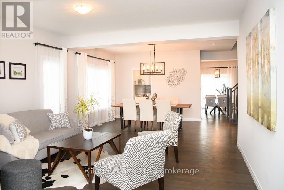 264 Blair Creek Drive, Kitchener, Ontario  N2P 0G3 - Photo 9 - X13439756