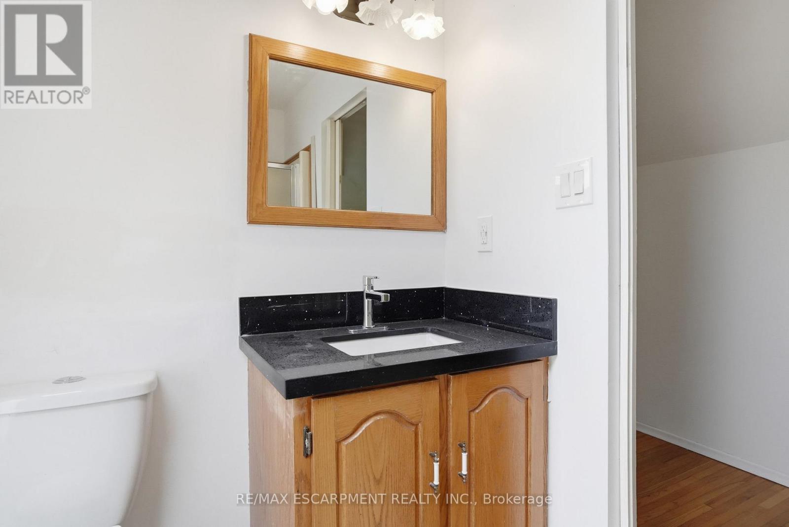 1642 King Street E, Hamilton, Ontario  L8K 1T9 - Photo 24 - X13439778