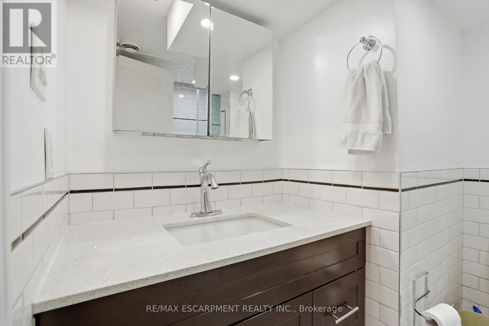 1642 King Street E, Hamilton, Ontario  L8K 1T9 - Photo 38 - X13439778