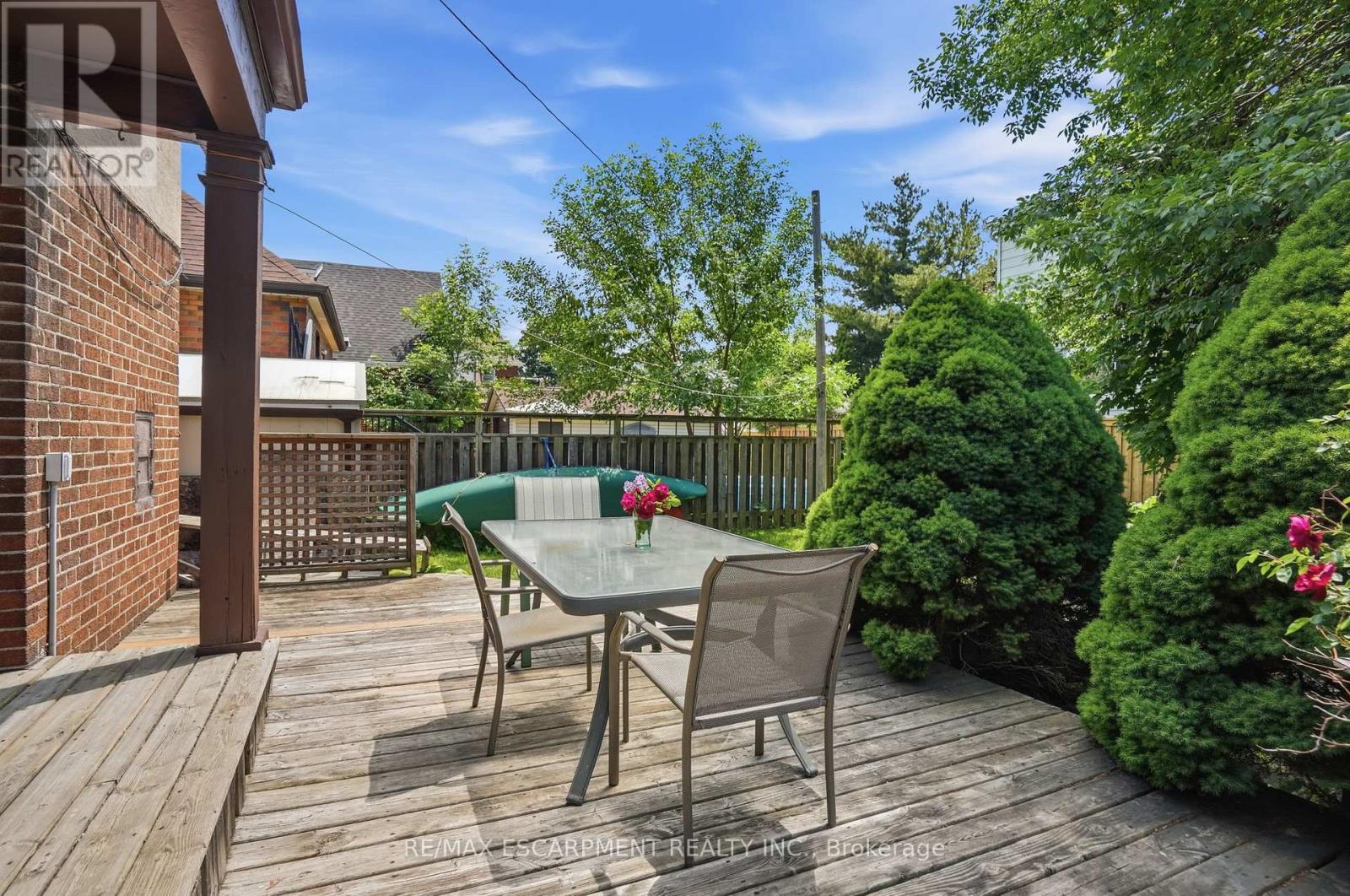 1642 King Street E, Hamilton, Ontario  L8K 1T9 - Photo 4 - X13439778