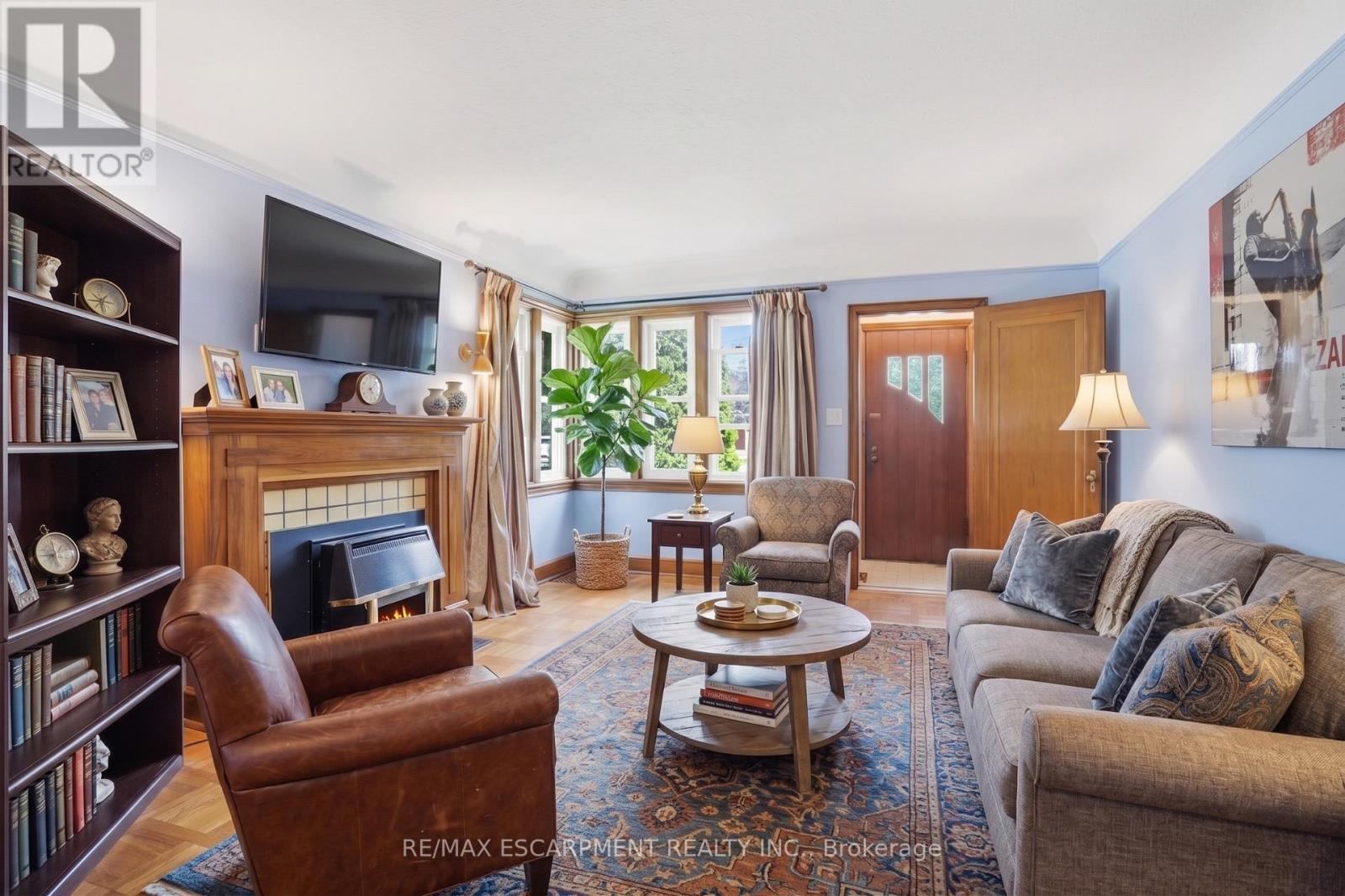 1642 King Street E, Hamilton, Ontario  L8K 1T9 - Photo 7 - X13439778