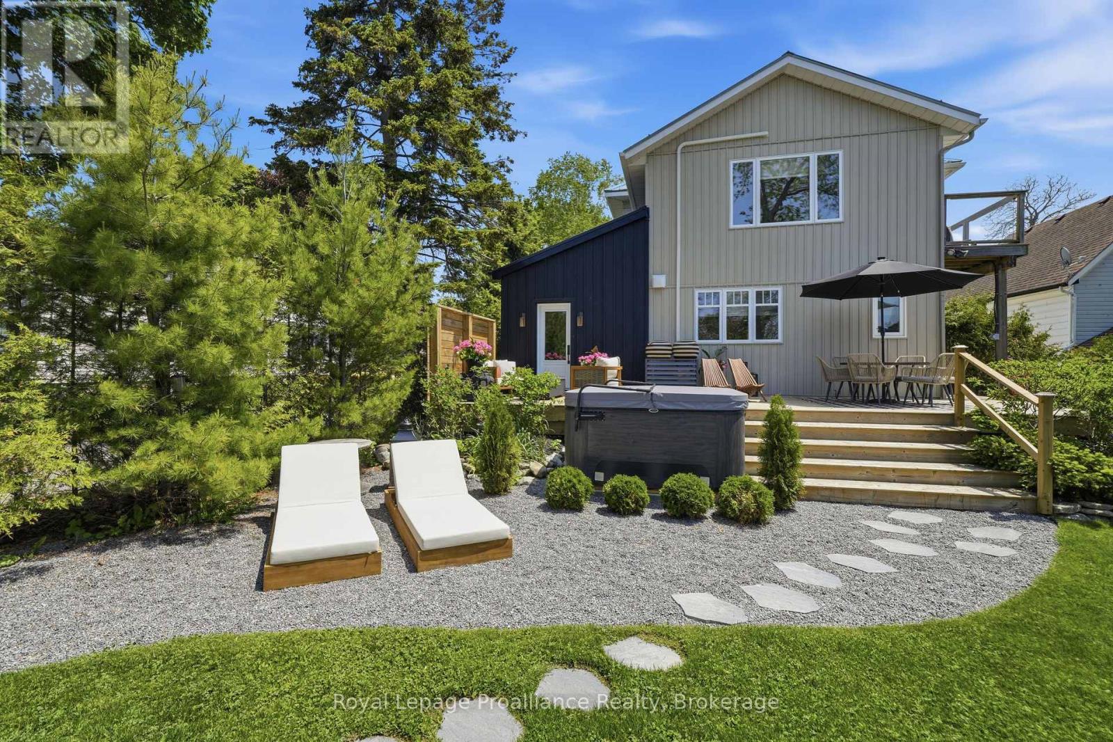 22 West Street, Prince Edward County, Ontario  K0K 3L0 - Photo 43 - X13439828