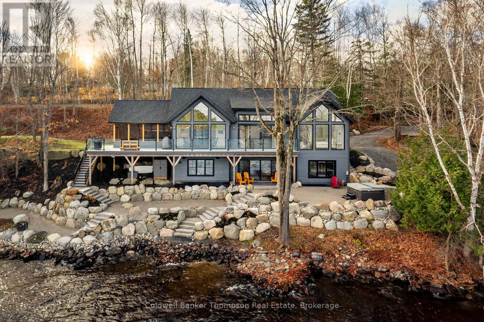 161 WILSON DRIVE, Huntsville, Ontario