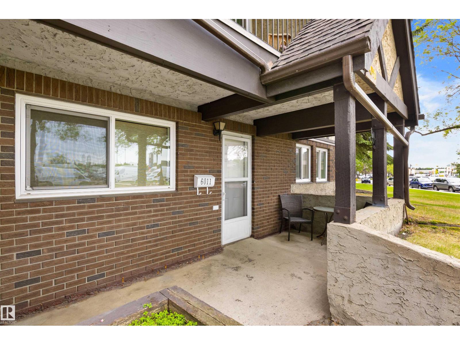 6011 Tudor Gl, St. Albert, Alberta  T8N 3V4 - Photo 2 - E4493480