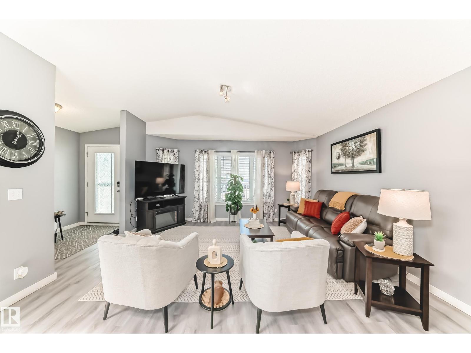 1749 Jubilee Loop, Sherwood Park, Alberta  T8H 2N6 - Photo 10 - E4493479
