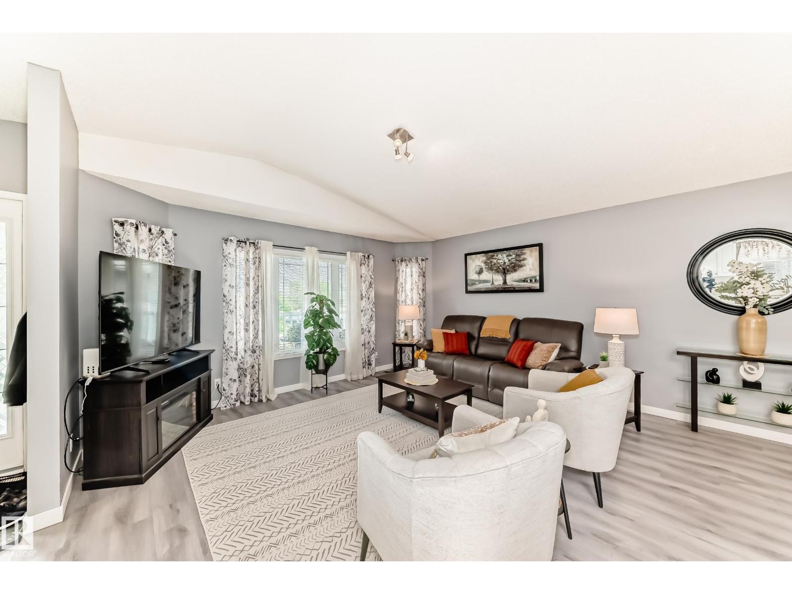 1749 Jubilee Loop, Sherwood Park, Alberta  T8H 2N6 - Photo 12 - E4493479