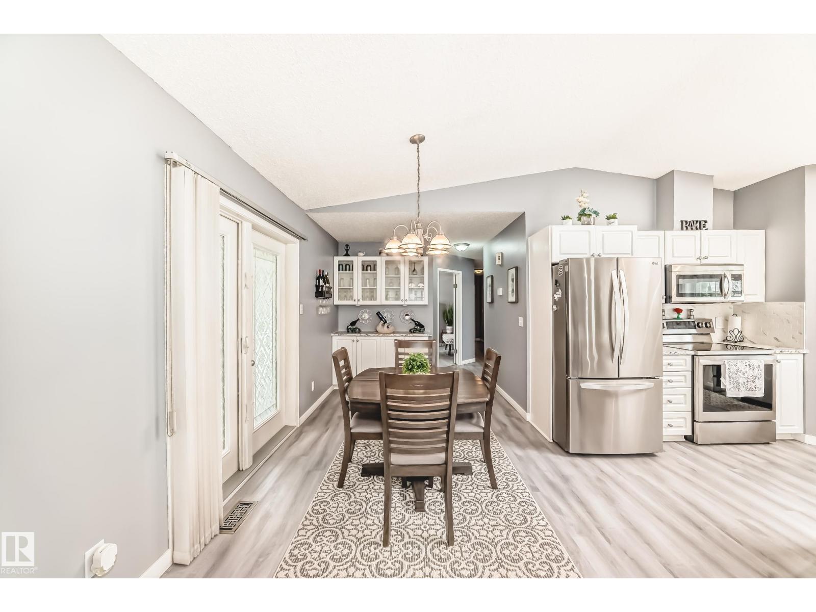 1749 Jubilee Loop, Sherwood Park, Alberta  T8H 2N6 - Photo 21 - E4493479