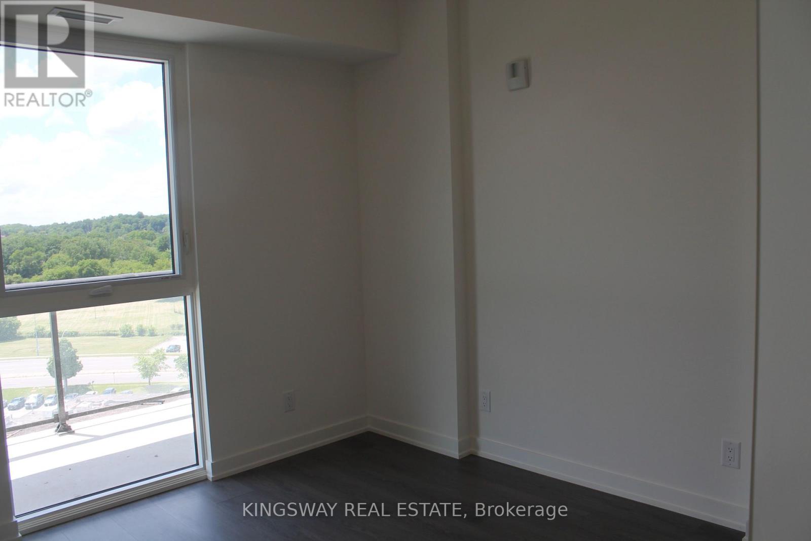 1013 - 33 Erie Avenue, Brantford, Ontario  N3S 2E7 - Photo 8 - X13003896