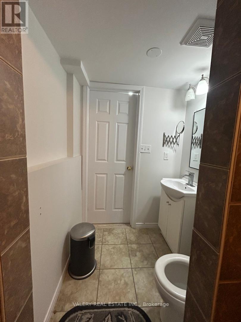 1 - 21 Sorrento St Street, Kitchener, Ontario N2R 0A4 - Photo 15 - X13431206