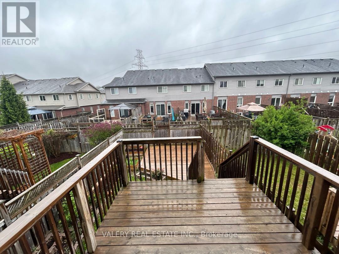 1 - 21 Sorrento St Street, Kitchener, Ontario N2R 0A4 - Photo 5 - X13431206