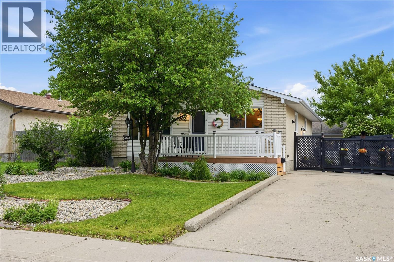 6207 1st AVENUE N, Regina, Saskatchewan
