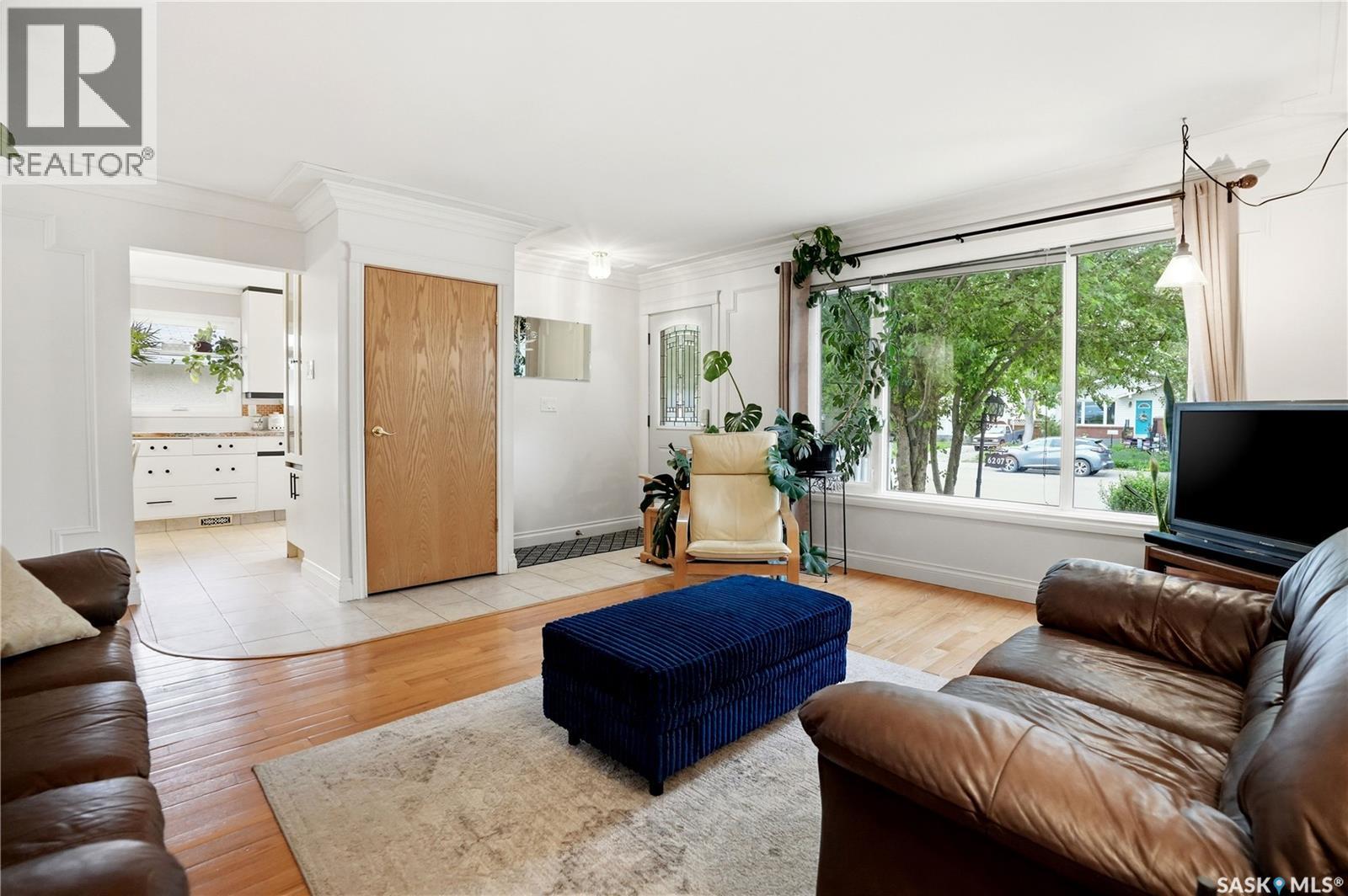 6207 1st Avenue N, Regina, Saskatchewan  S4T 7A1 - Photo 4 - SK039263