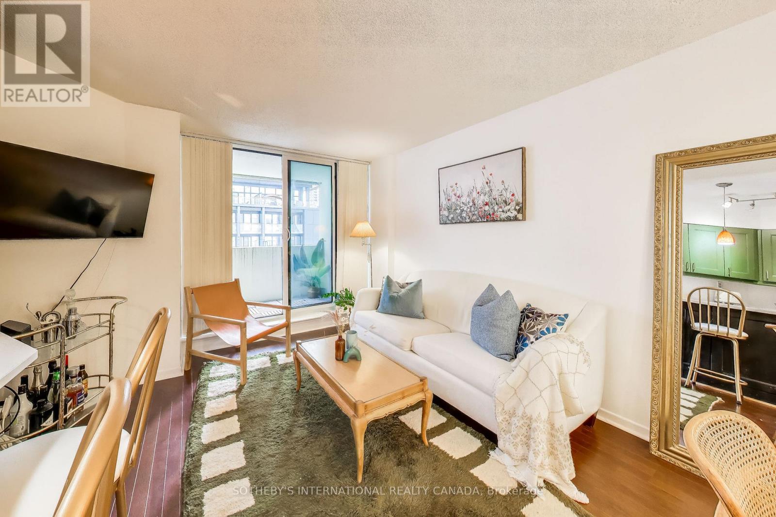 607 - 25 Maitland Street, Toronto, Ontario  M4Y 2W1 - Photo 3 - C13439884