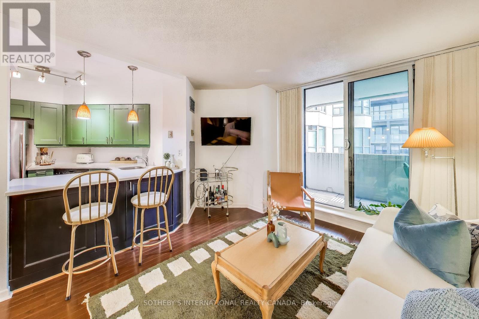 607 - 25 Maitland Street, Toronto, Ontario  M4Y 2W1 - Photo 4 - C13439884