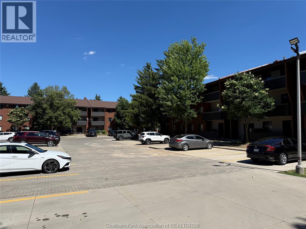 975 Grand Avenue West Unit# 304, Chatham, Ontario  N7L 4Z6 - Photo 5 - 26008710
