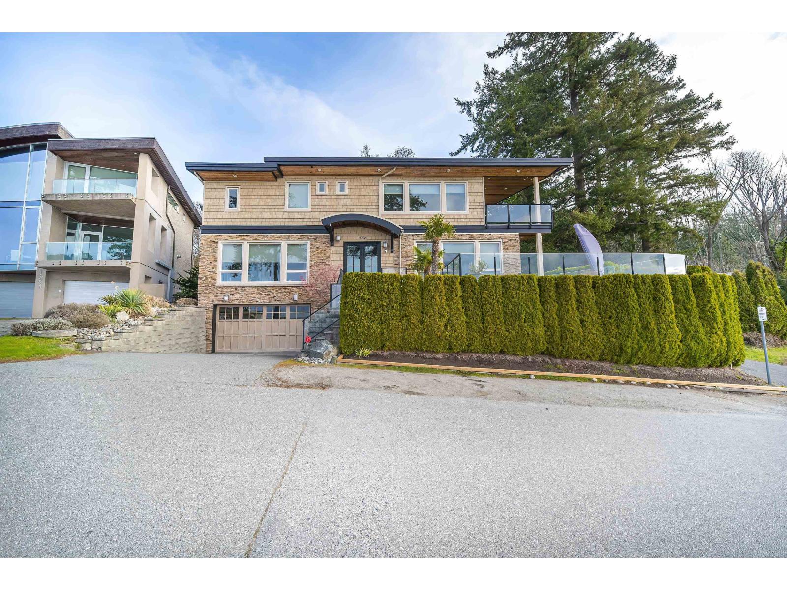 14533 Magdalen Avenue, White Rock, British Columbia  V4B 2X5 - Photo 3 - R3135515