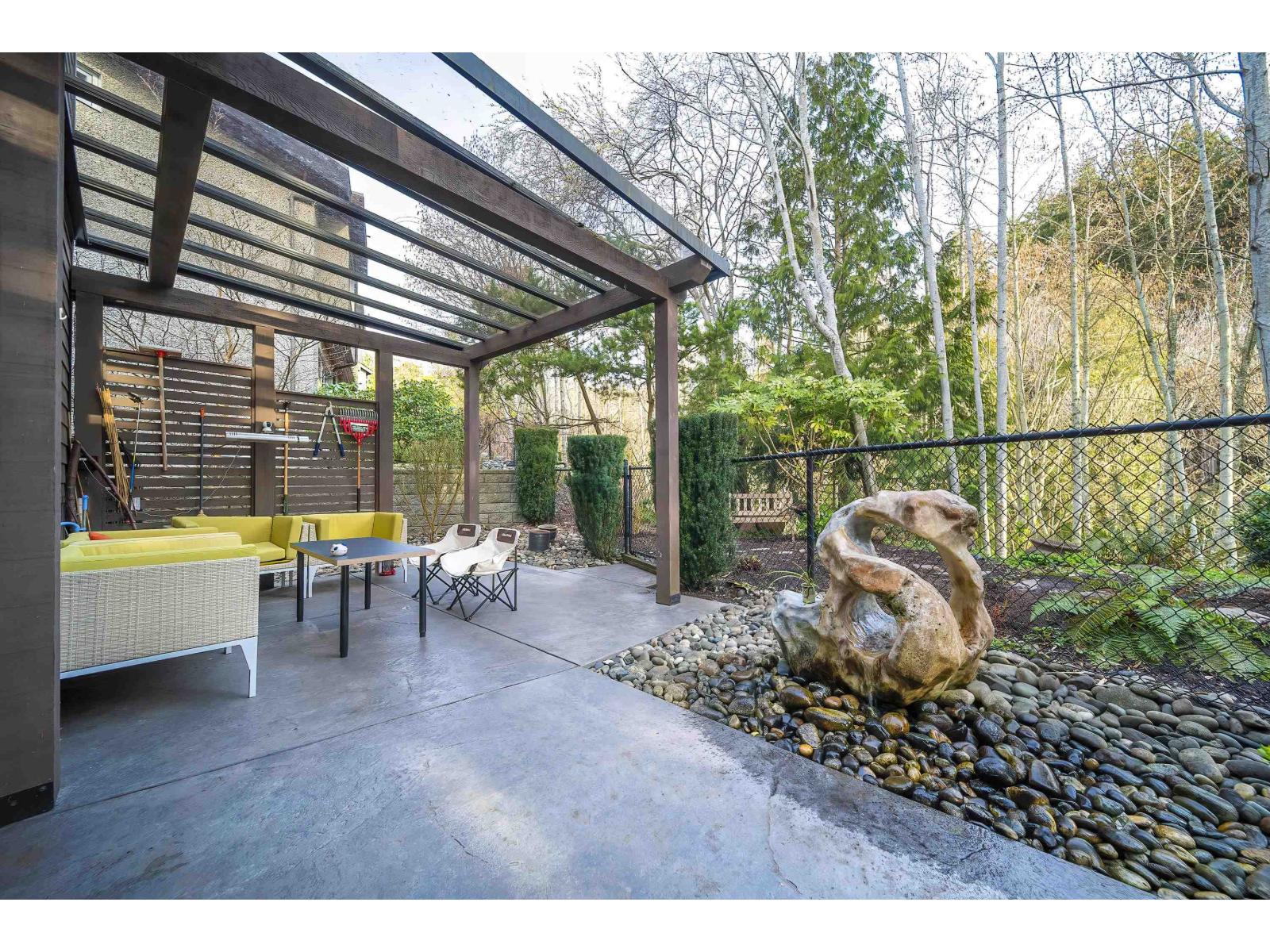 14533 Magdalen Avenue, White Rock, British Columbia  V4B 2X5 - Photo 5 - R3135515