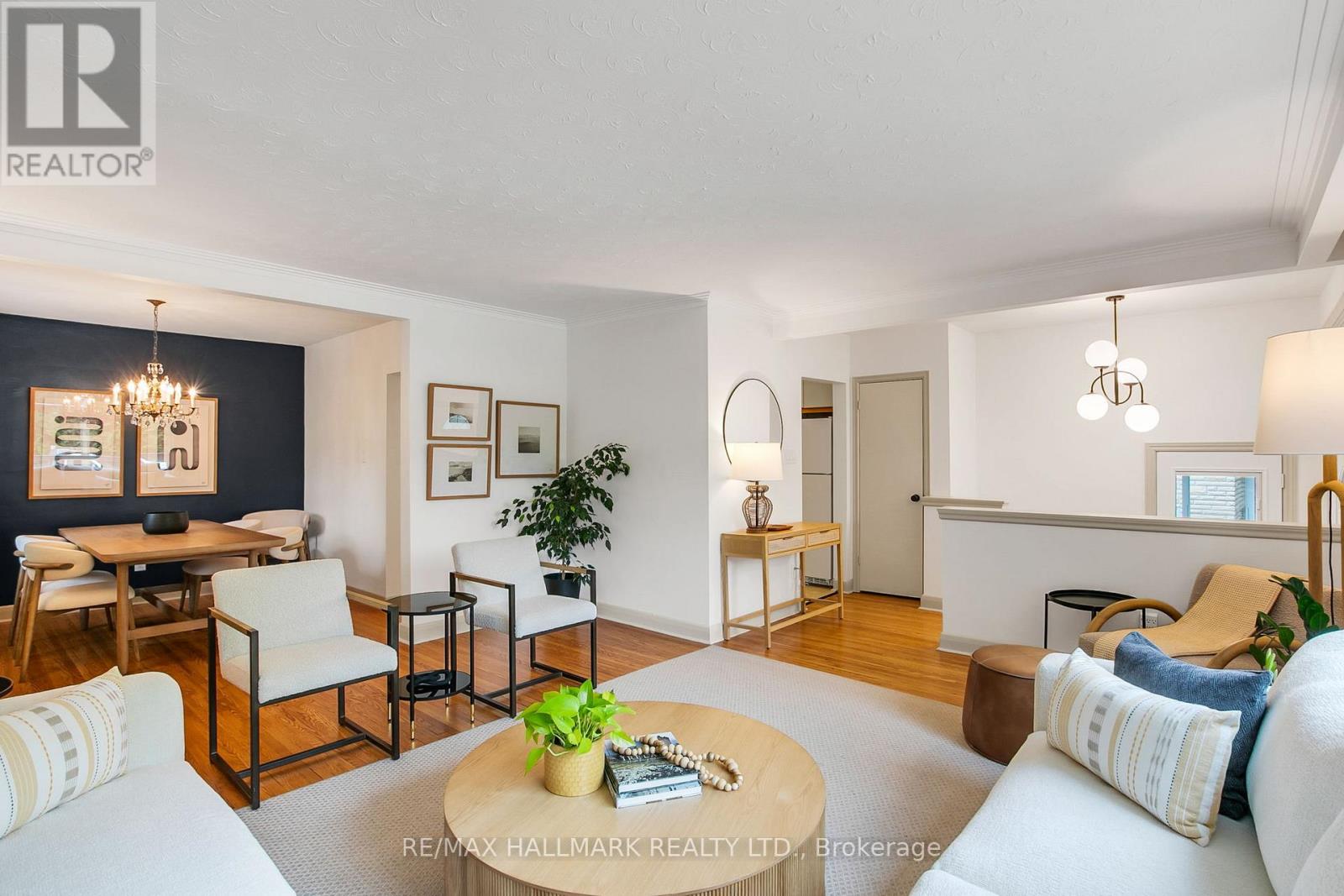 6 Suraty Avenue, Toronto, Ontario  M1P 4E1 - Photo 2 - E13439918
