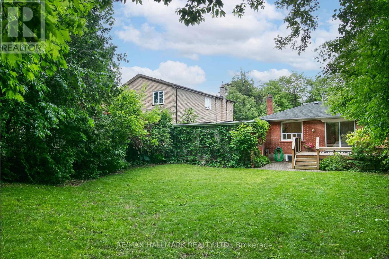 6 Suraty Avenue, Toronto, Ontario  M1P 4E1 - Photo 30 - E13439918