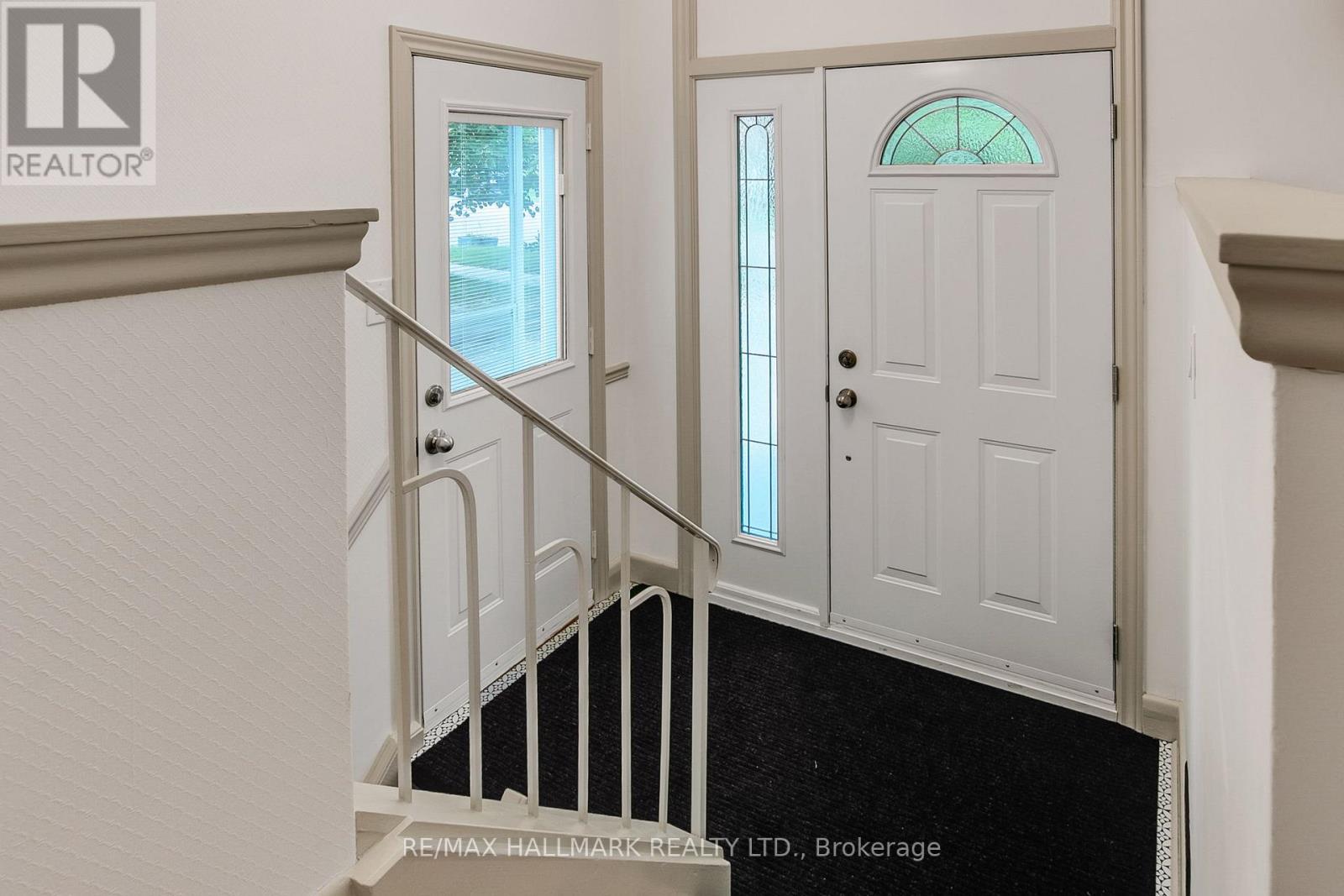 6 Suraty Avenue, Toronto, Ontario  M1P 4E1 - Photo 8 - E13439918