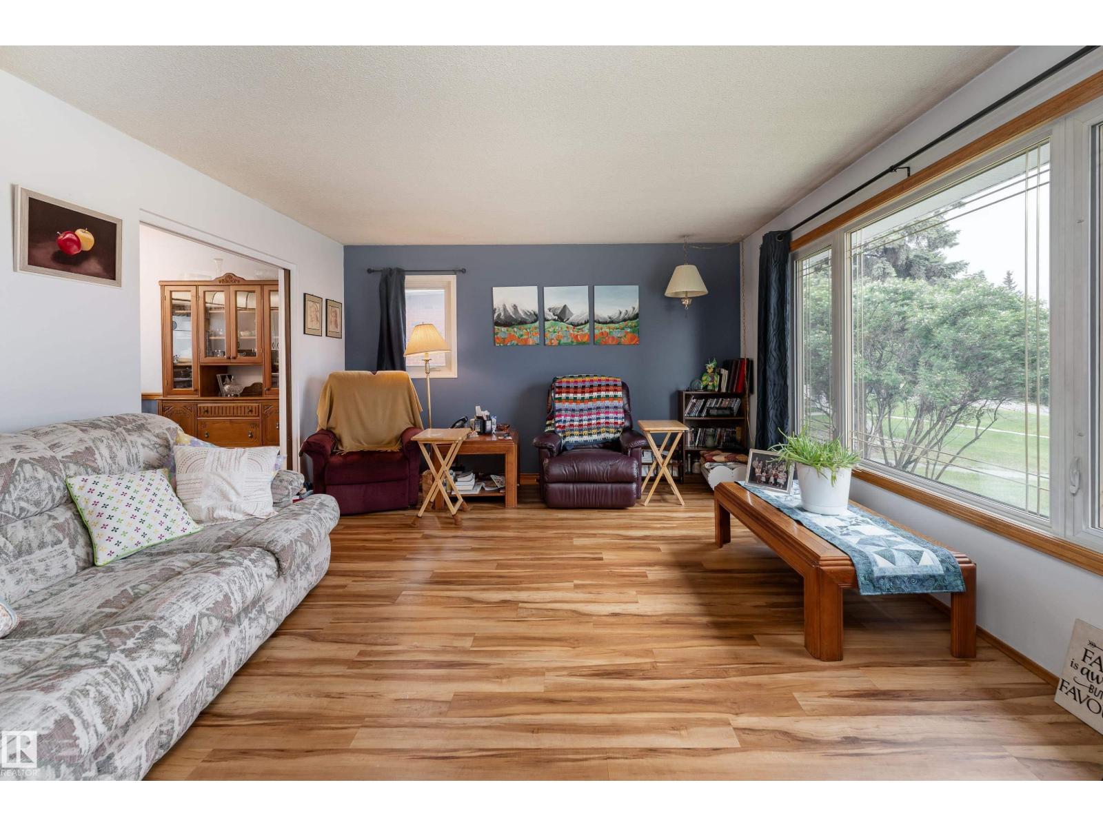 9559 145 Av NW, Edmonton, Alberta  T5E 2J5 - Photo 7 - E4493486