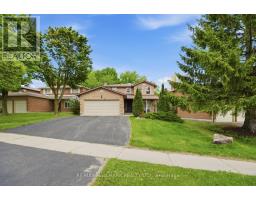 99 CARLSON DRIVE, Newmarket, Ontario