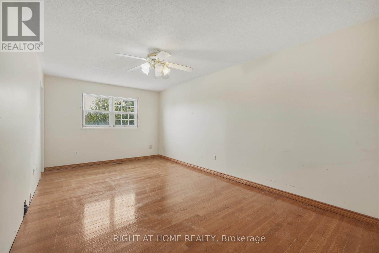51 Leggott Avenue, Barrie, Ontario  L4N 8B1 - Photo 17 - S13439818