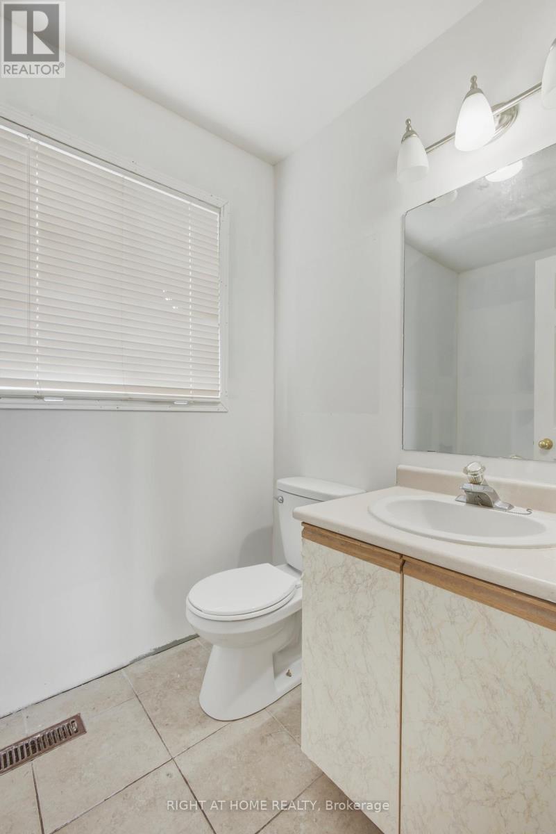51 Leggott Avenue, Barrie, Ontario  L4N 8B1 - Photo 19 - S13439818