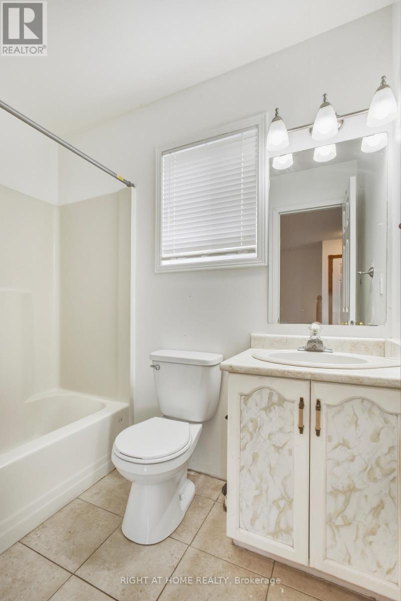 51 Leggott Avenue, Barrie, Ontario  L4N 8B1 - Photo 22 - S13439818