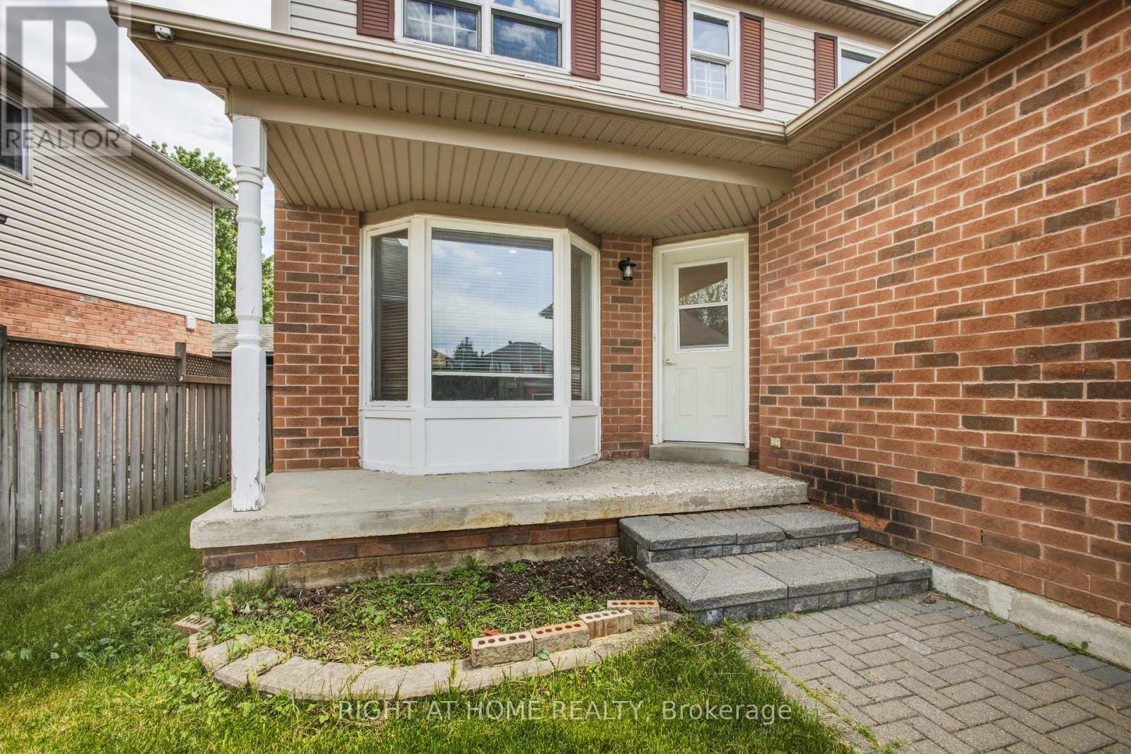 51 Leggott Avenue, Barrie, Ontario  L4N 8B1 - Photo 30 - S13439818