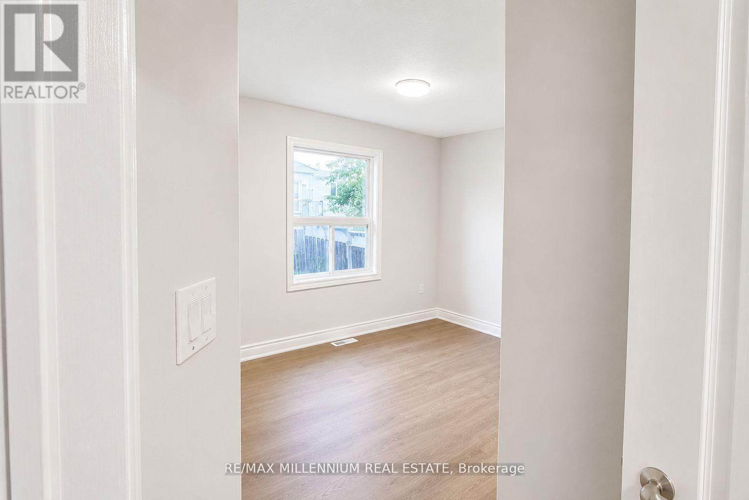 15 Quinlan Road, Barrie (Georgian Drive), Ontario  L4M 6T2 - Photo 11 - S13439836
