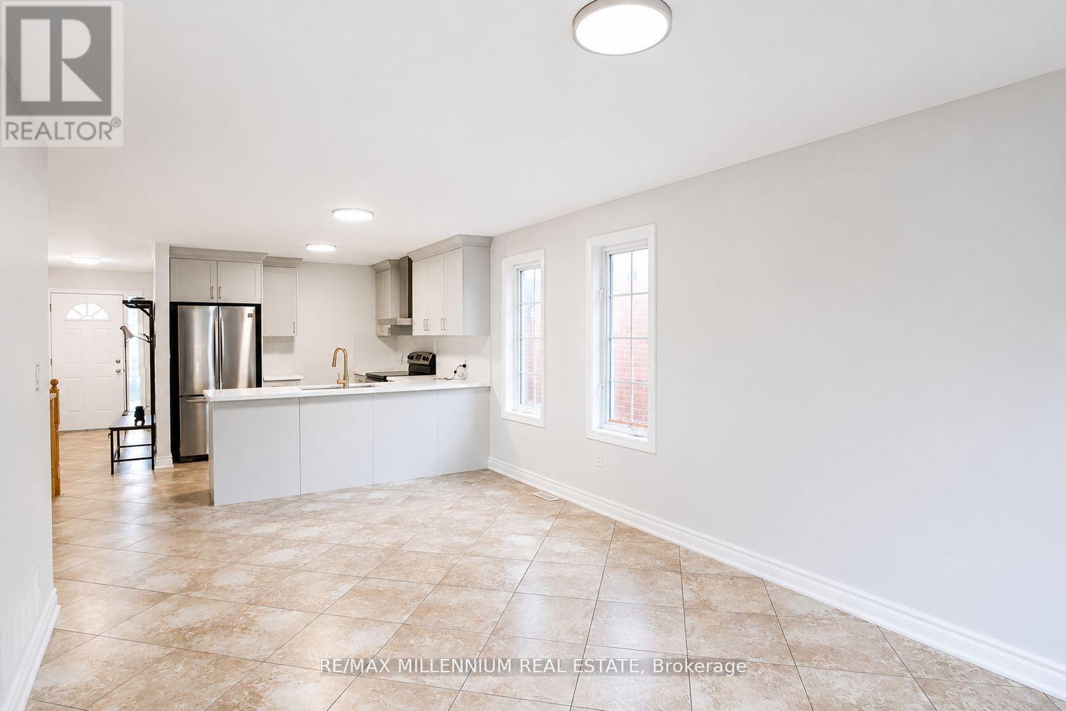 15 Quinlan Road, Barrie (Georgian Drive), Ontario  L4M 6T2 - Photo 9 - S13439836