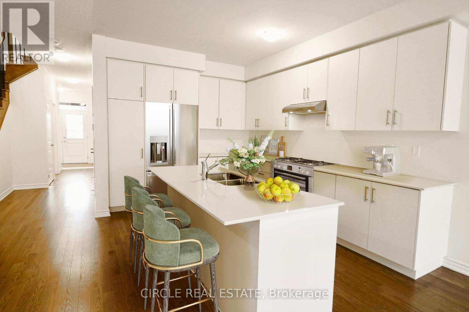 59 Phoenix Boulevard, Barrie (Painswick South), Ontario  L9J 0P7 - Photo 7 - S13439934