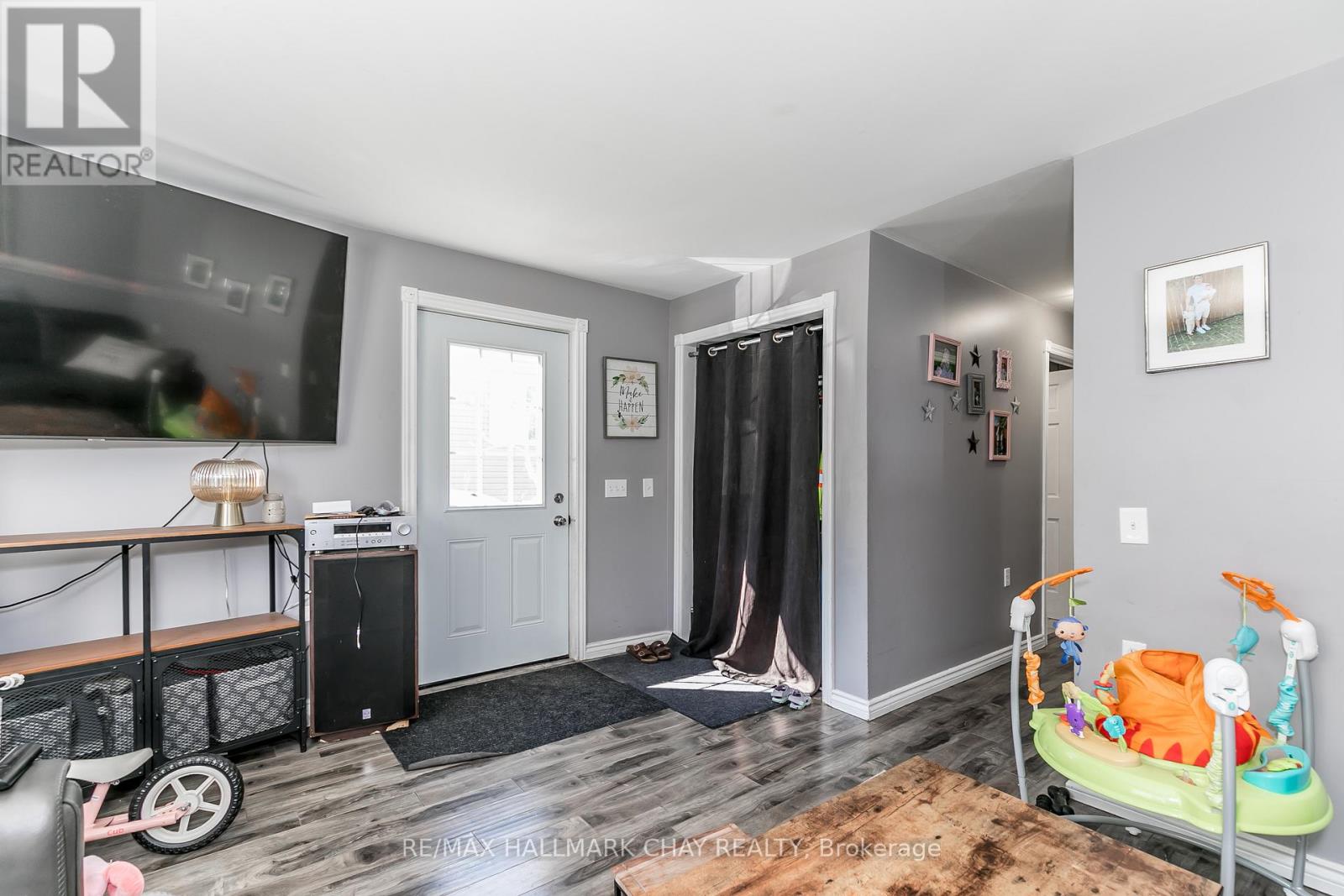 226 Queen Street, Midland, Ontario  L4R 3H1 - Photo 2 - S13439972